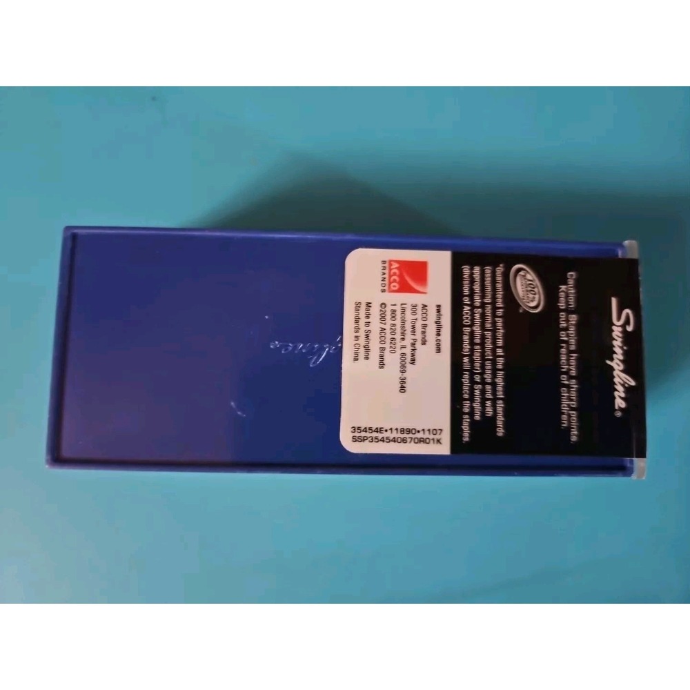 Swingline S.F. 4 Premium Chisel Point 210 Count Full-Strip‎ Staples 5000/Box - Picture 2 of 3